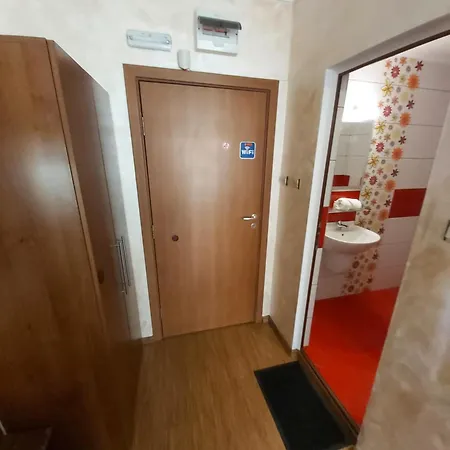 Skalite 3*