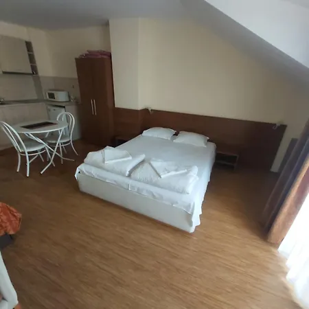 Skalite Affittacamere 3*